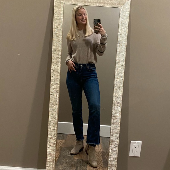 abbey_dubois